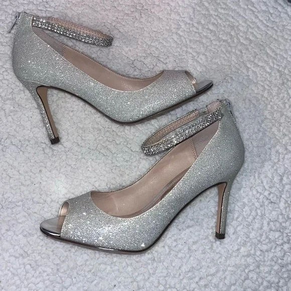 💎6.5 NINA BLING SHOWS💎 - Picture 9 of 14